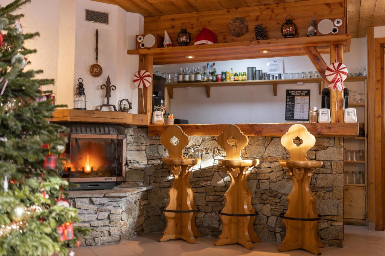 Auberge La Maison De Catherine 퓌이세인트피에르 외부 사진