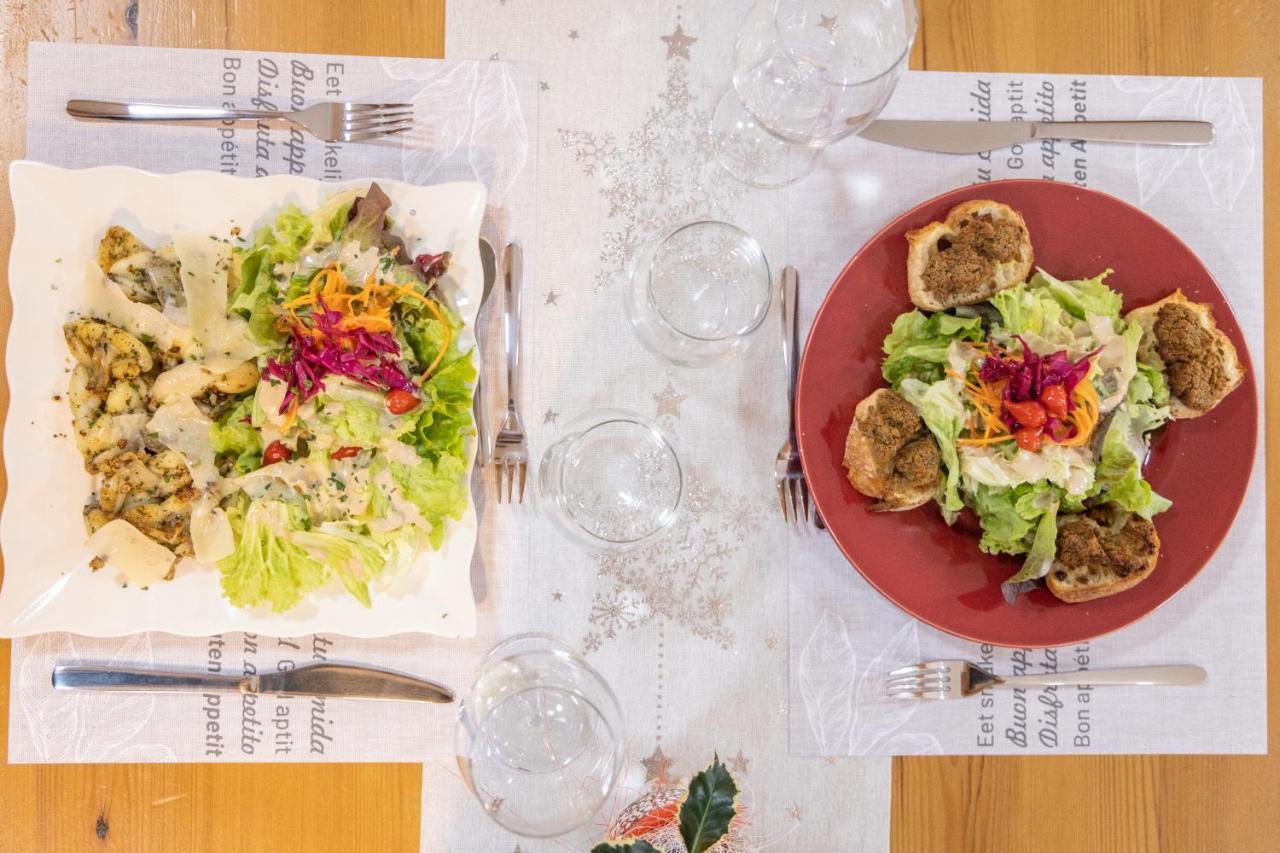Auberge La Maison De Catherine 퓌이세인트피에르 외부 사진