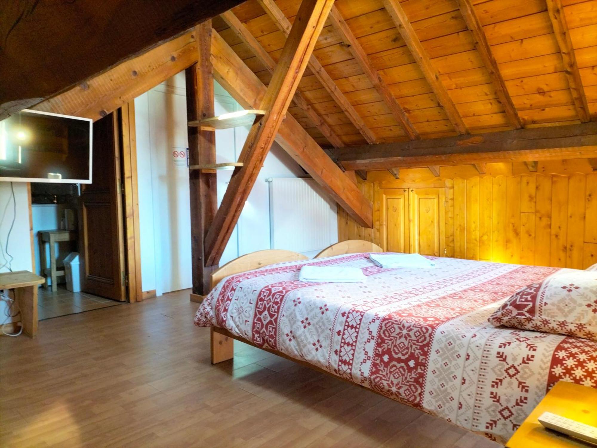 Auberge La Maison De Catherine 퓌이세인트피에르 외부 사진